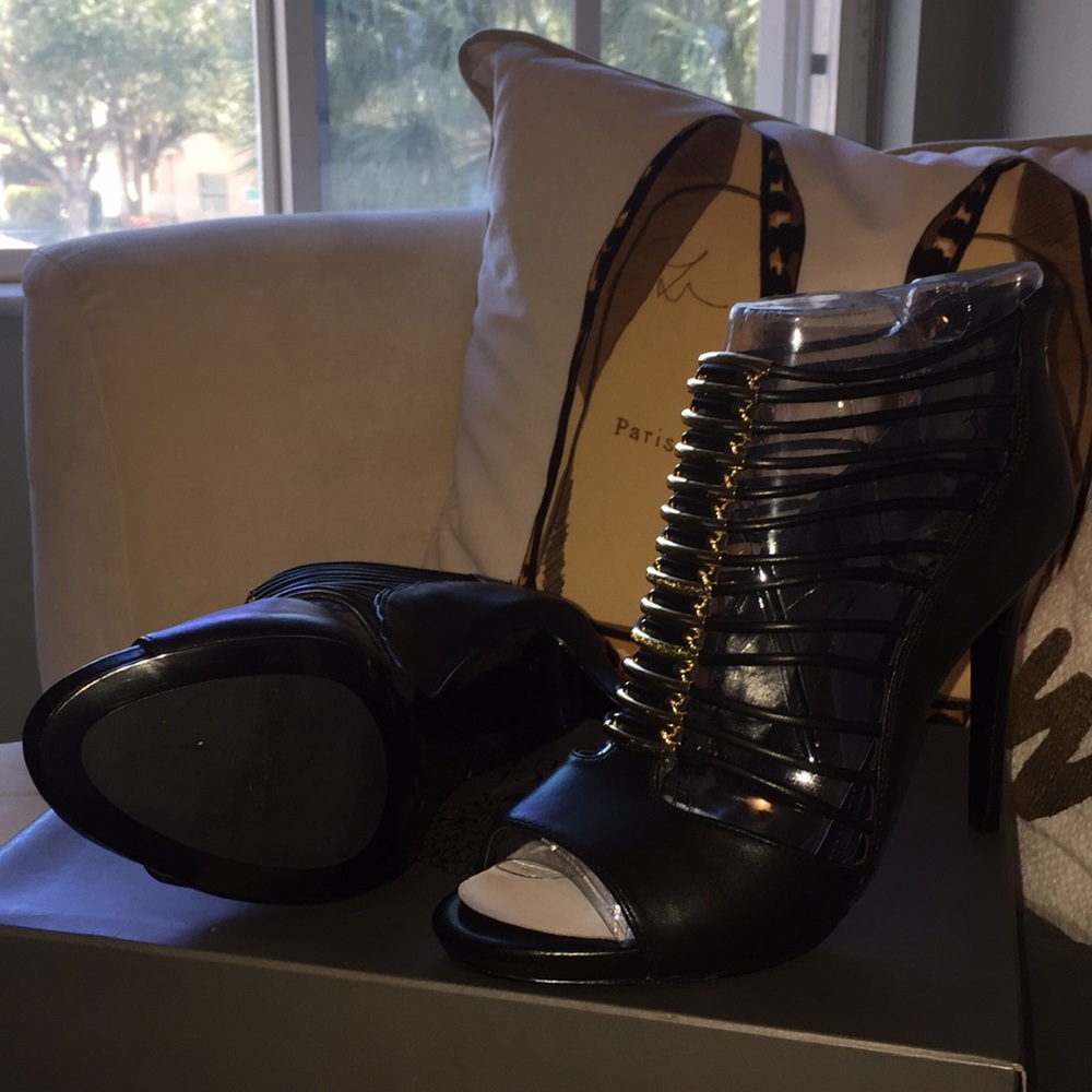 🆕 Vince Camuto Reesae Heels - Picture 5 of 7